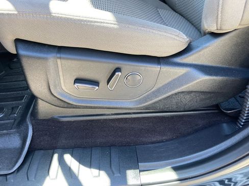 Used 2018 Ford F150 XLT w/ Equipment Group 302A Luxury RWD image 19
