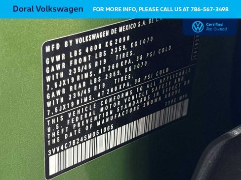 Used 2025 Volkswagen Taos SEL w/ Black Wheel Plus Package AWD/4WD image 29