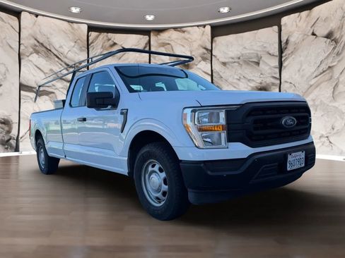 Used 2021 Ford F150 XL w/ Equipment Group 101A High RWD image 3