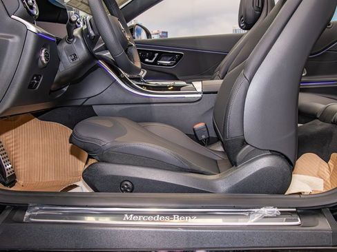 Used 2026 Mercedes-Benz CLE 300 4MATIC Cabriolet image 17