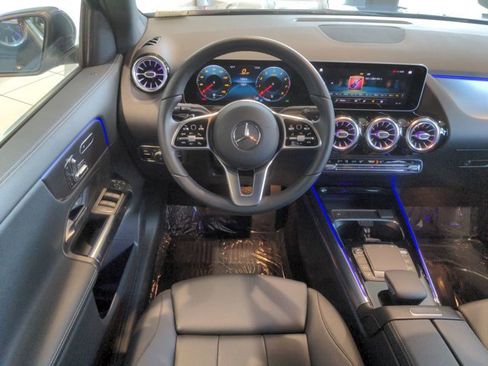 Certified 2021 Mercedes-Benz GLA 250 4MATIC image 16