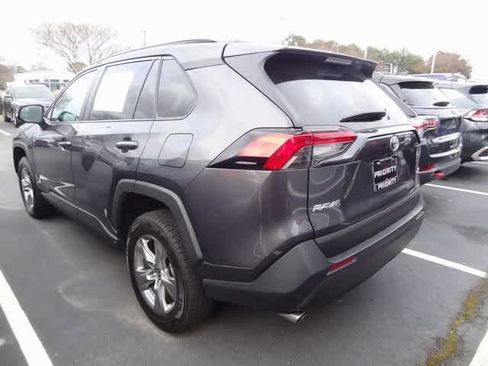Used 2024 Toyota RAV4 XLE image 6