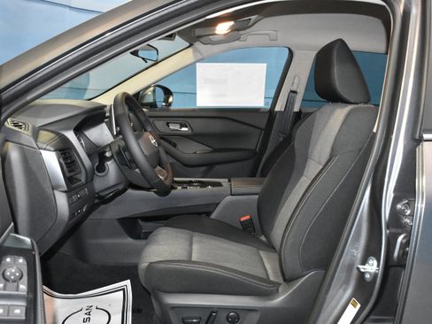 New 2026 Nissan Rogue SV w/ Cold Weather Package FWD image 5
