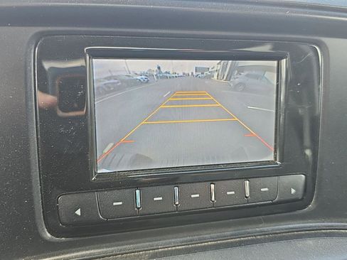 Used 2015 GMC Sierra 1500 4x4 Crew Cab w/ Sierra Convenience Package image 9