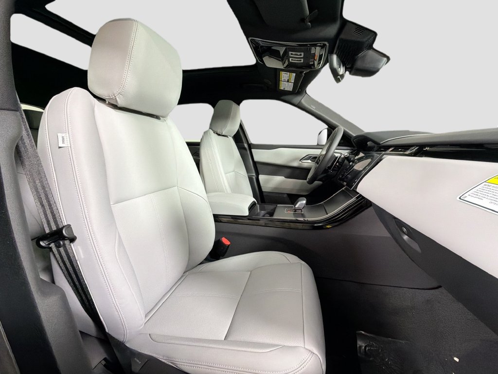 New 2026 Land Rover Range Rover Velar S AWD/4WD image 30