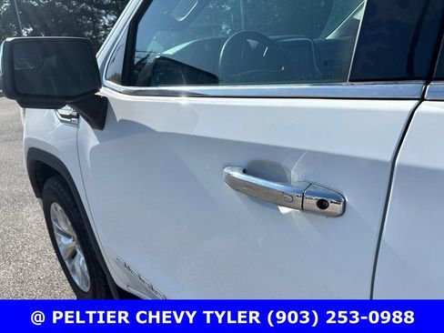 Used 2020 GMC Sierra 1500 SLT RWD image 12