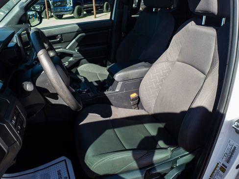 Used 2025 Toyota Tacoma SR image 20