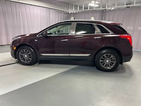 Used 2018 Cadillac XT5 Luxury w/ Driver Awareness Package FWD image 4
