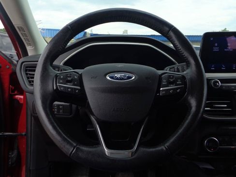 Used 2021 Ford Escape SE w/ SE Sport Appearance Package AWD/4WD image 11