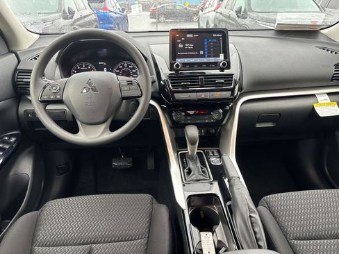 New 2026 Mitsubishi Eclipse Cross LE image 6