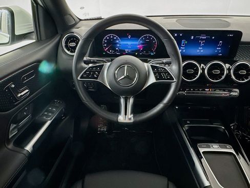 Certified 2026 Mercedes-Benz GLB 250 image 6