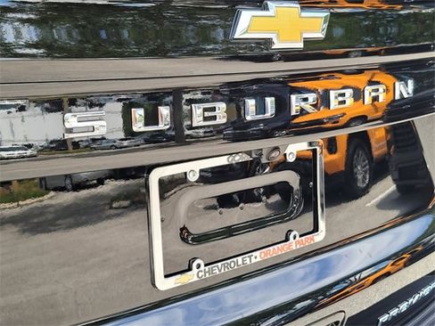 New 2025 Chevrolet Suburban Premier image 20