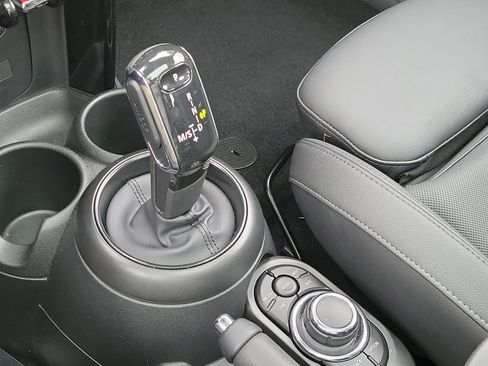 Certified 2023 MINI Cooper S FWD image 27