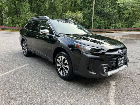 Used 2024 Subaru Outback Touring XT AWD/4WD image 1