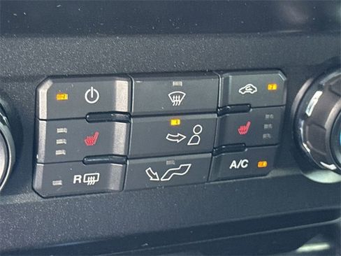 Certified 2020 Ford F150 XLT w/ Equipment Group 302A Luxury image 31