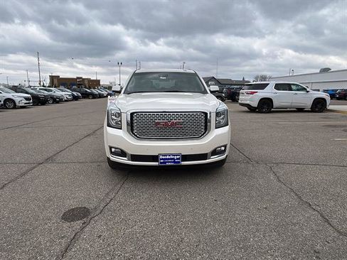 Used 2015 GMC Yukon Denali w/ Open Road Package AWD/4WD image 7