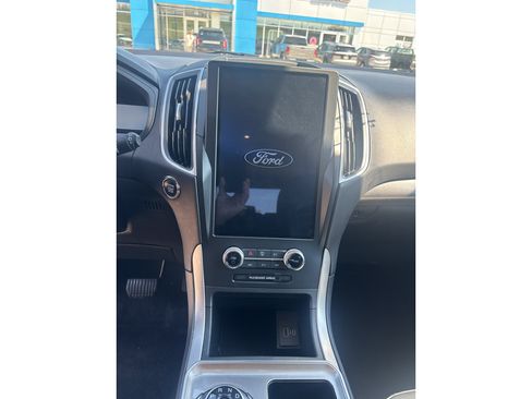 Used 2024 Ford Edge SEL AWD/4WD image 12
