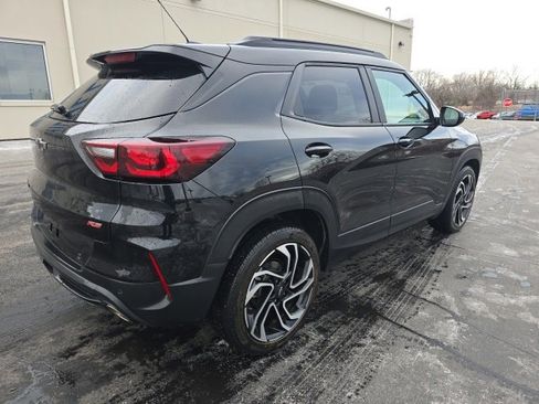 Certified 2024 Chevrolet TrailBlazer RS w/ Driver Confidence Package image 5