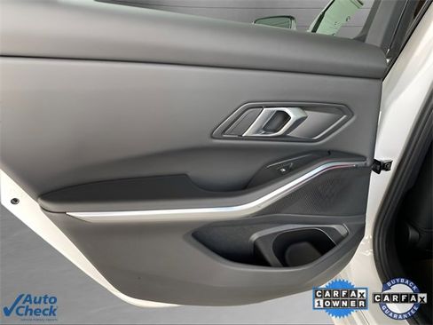 Used 2024 BMW 330e w/ Convenience Package image 80