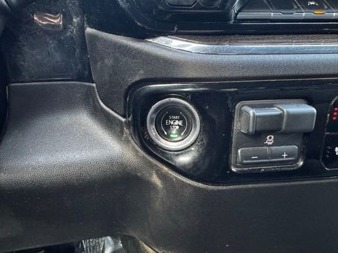 Used 2024 Chevrolet Silverado 1500 RST image 29