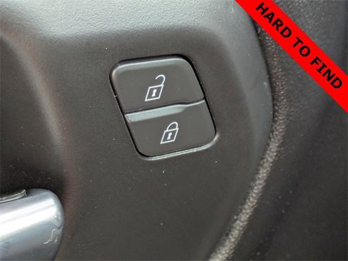 Certified 2025 Chevrolet Silverado 2500 Custom w/ Z71 Off-Road Package image 30