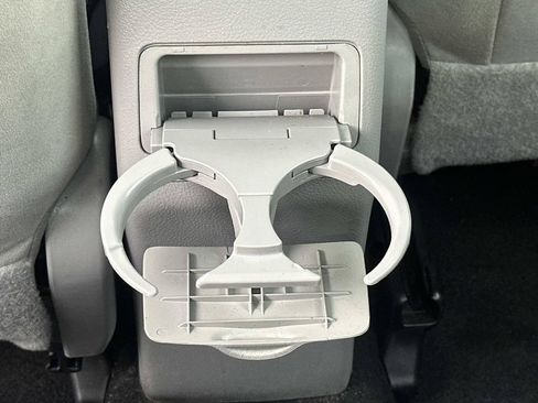 Used 2013 Toyota Corolla L FWD image 17