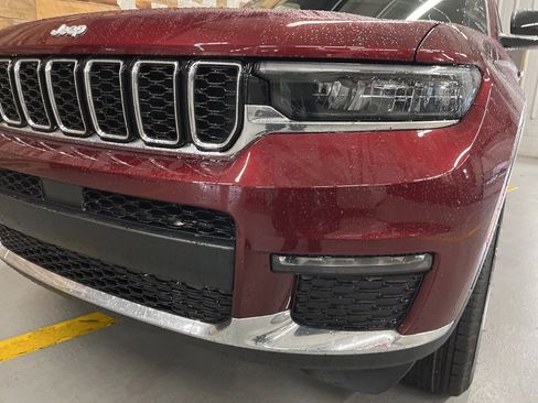 New 2025 Jeep Grand Cherokee L Limited image 10