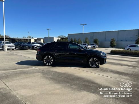 New 2026 Audi Q8 Premium Plus image 4