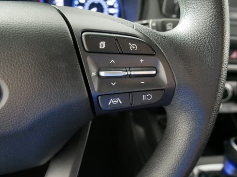 Used 2023 Hyundai Kona SEL w/ Cargo Package FWD image 28