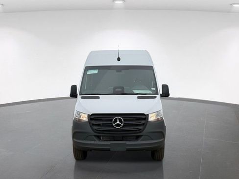 New 2025 Mercedes-Benz Sprinter 2500 image 3