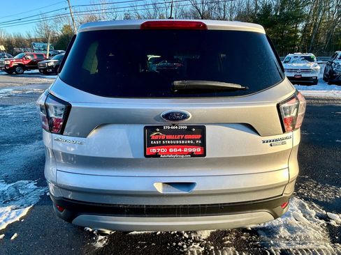 Used 2017 Ford Escape Titanium image 7