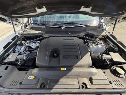 Used 2019 Land Rover Range Rover Sport HST AWD/4WD image 19