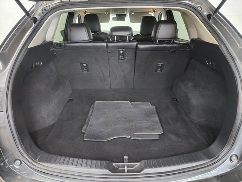 Used 2019 MAZDA CX-5 Touring image 28