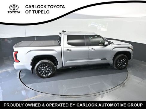 Used 2025 Toyota Tundra Platinum AWD/4WD image 34