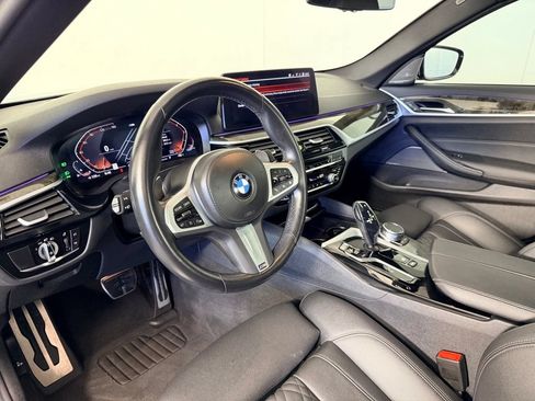 Used 2023 BMW 530i w/ M Sport Package RWD image 27