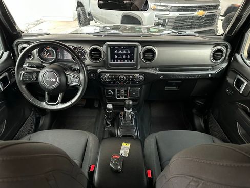 Used 2023 Jeep Wrangler Unlimited Sport AWD/4WD image 19