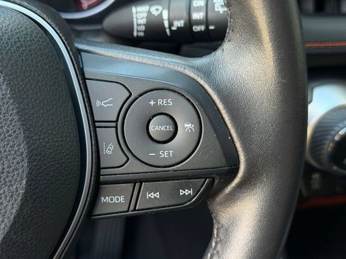 Used 2022 Toyota RAV4 Adventure AWD/4WD image 17