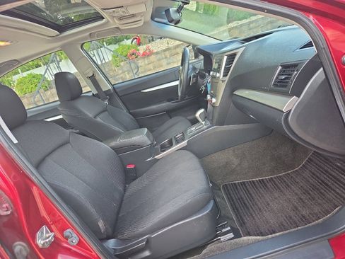 Used 2012 Subaru Legacy 2.5i Premium AWD/4WD image 21