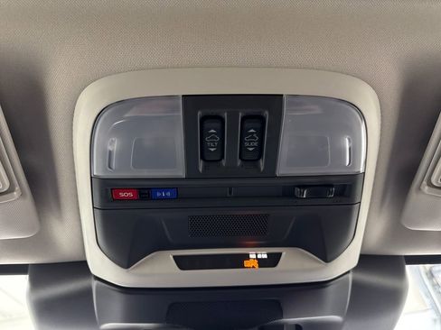 Used 2024 Subaru Crosstrek 2.0i Premium image 20