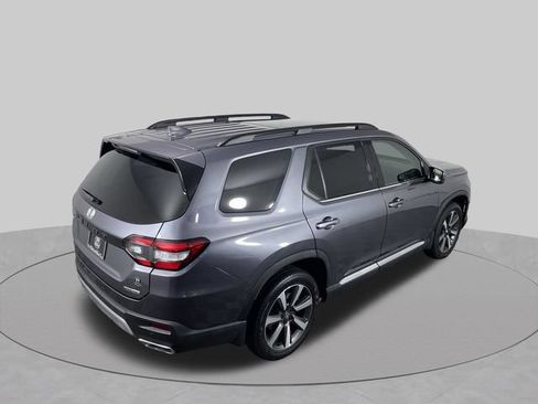 Used 2024 Honda Pilot Touring image 41