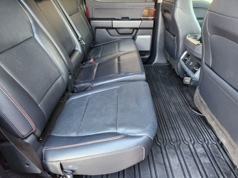 Used 2021 Ford F150 Lariat image 31