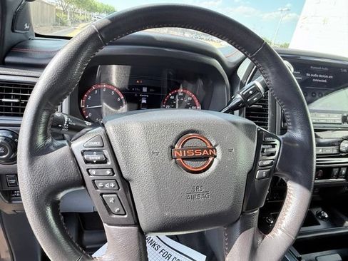 Used 2024 Nissan Titan PRO-4X w/ Pro-4x Convenience Package AWD/4WD image 12