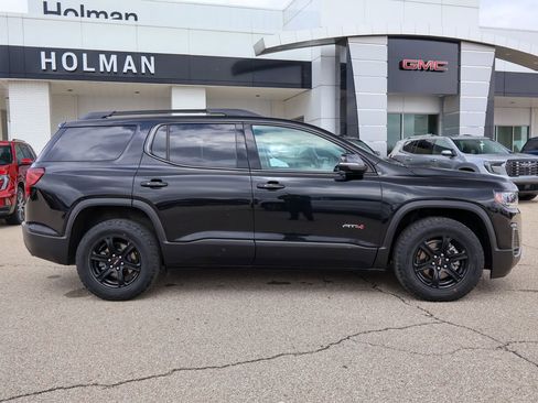 Used 2022 GMC Acadia AT4 w/ Technology Package image 2