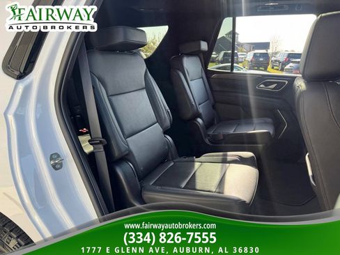Used 2022 Chevrolet Tahoe Z71 w/ Luxury Package image 13