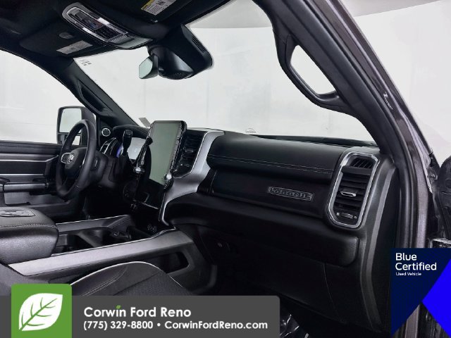 Used 2025 RAM 2500 Laramie AWD/4WD image 35