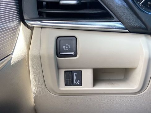 Used 2023 Cadillac CT4 Luxury w/ Sun And Sound Package RWD image 14