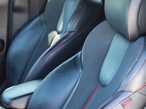 Used 2019 Hyundai Veloster Turbo image 10