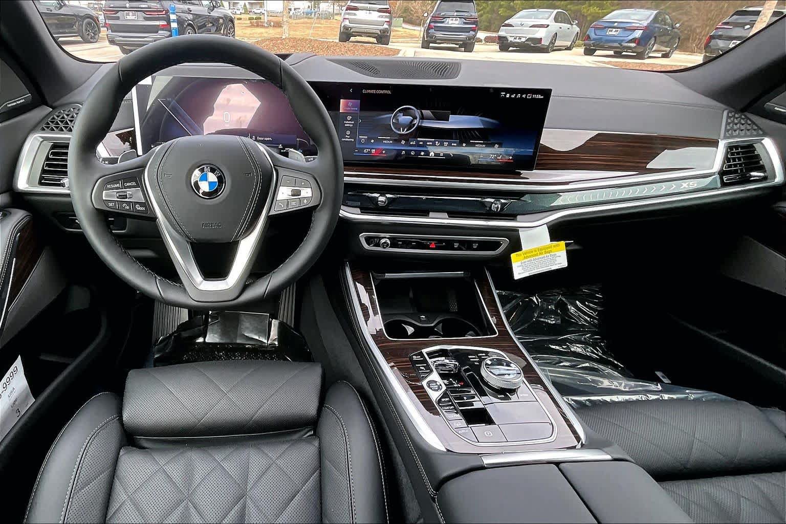 Used 2026 BMW X5 xDrive40i w/ M Sport Package AWD/4WD image 5
