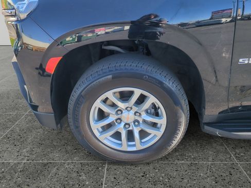 Used 2024 Chevrolet Suburban LS image 15
