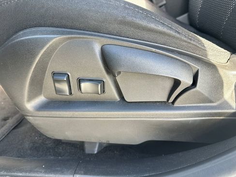 Used 2016 GMC Terrain SLE image 21